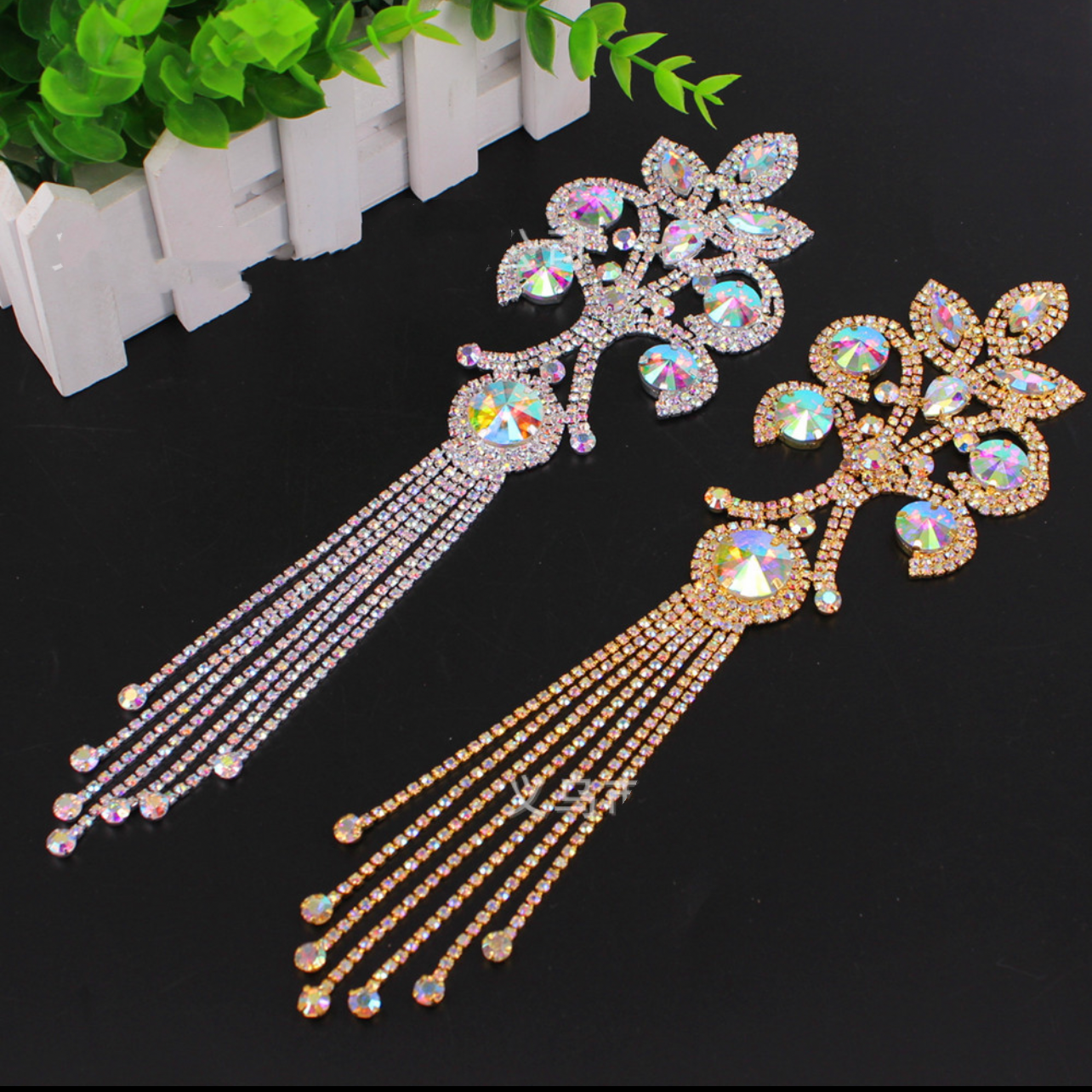 rhinestone applique, bridal rhinestone, rhinestone flower, dangling rhinestone